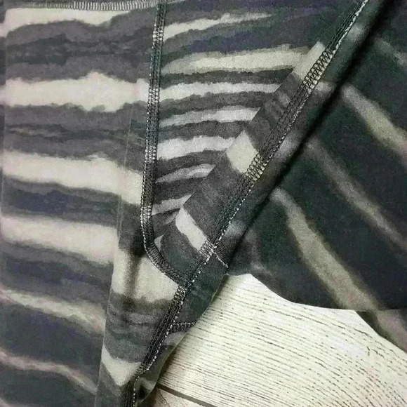 Nike Women's Dri-fit cropped leggings size large - Picture 5 of 8